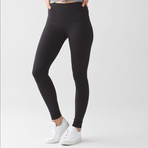 Lululemon Wunder Unders 7/8 Black Size 8